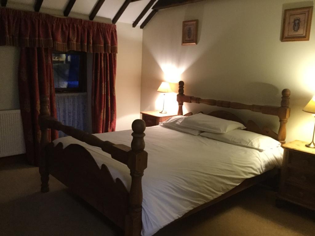 Llwyn Country House Лланелли Экстерьер фото