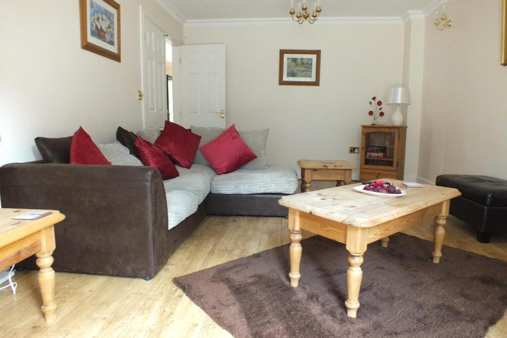 Llwyn Country House Лланелли Номер фото