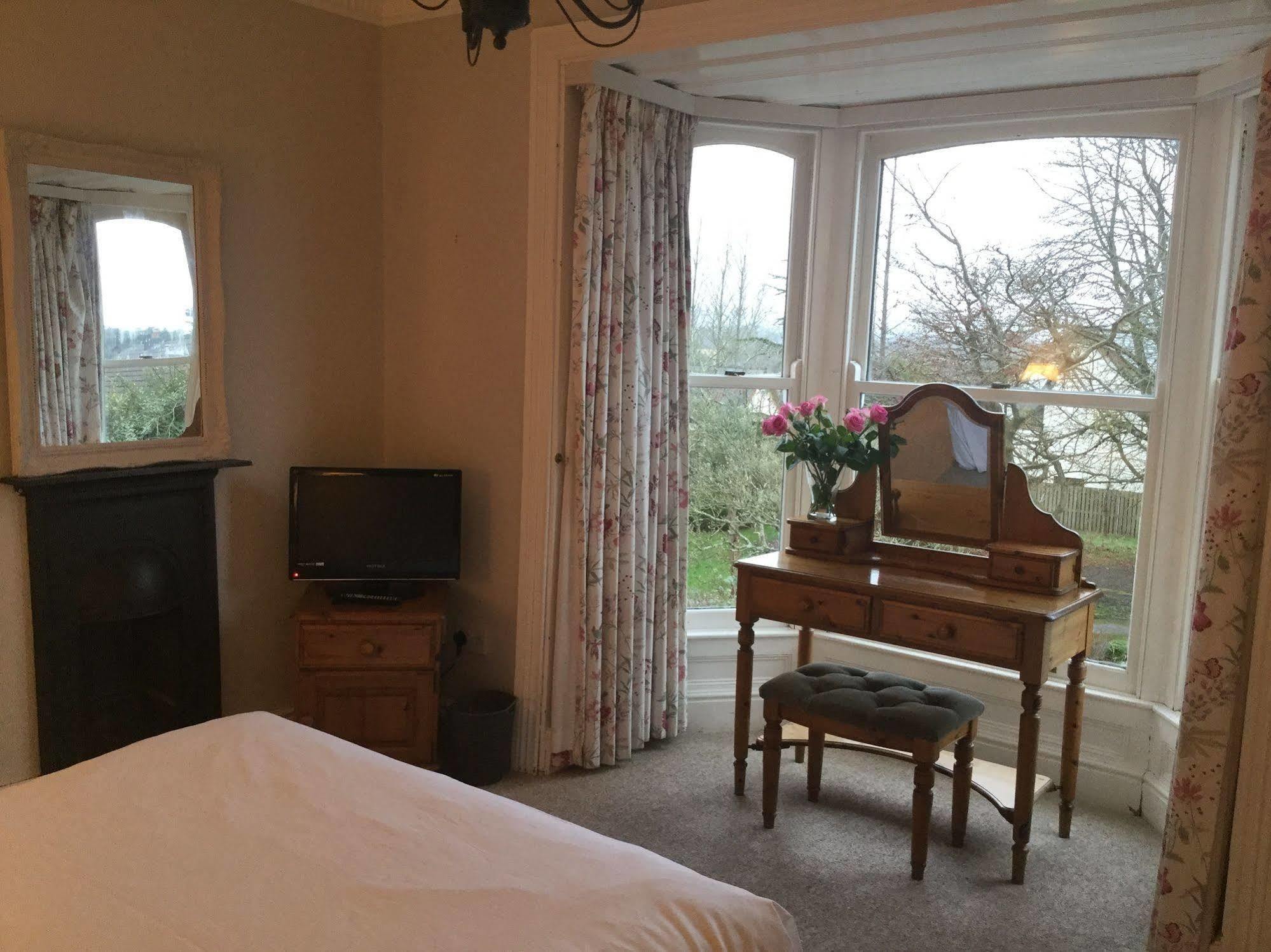 Llwyn Country House Лланелли Экстерьер фото